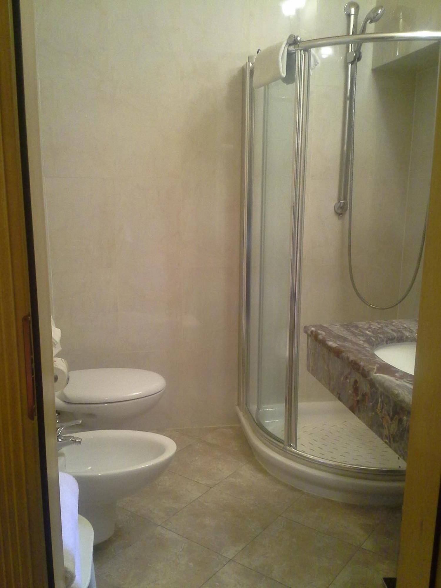 Hotel Bigallo Firenze Ruang foto
